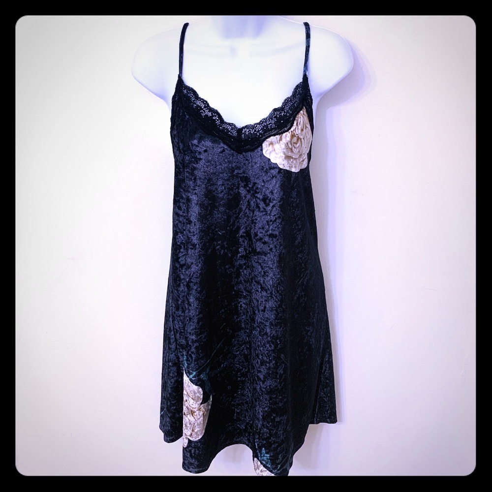 Nude Black Slip Dress with Flowers and Lace - Medium - Picture 2 of 7